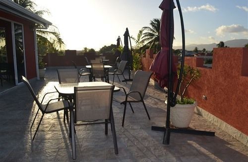 Montecristo Inn Piarco Luaran gambar